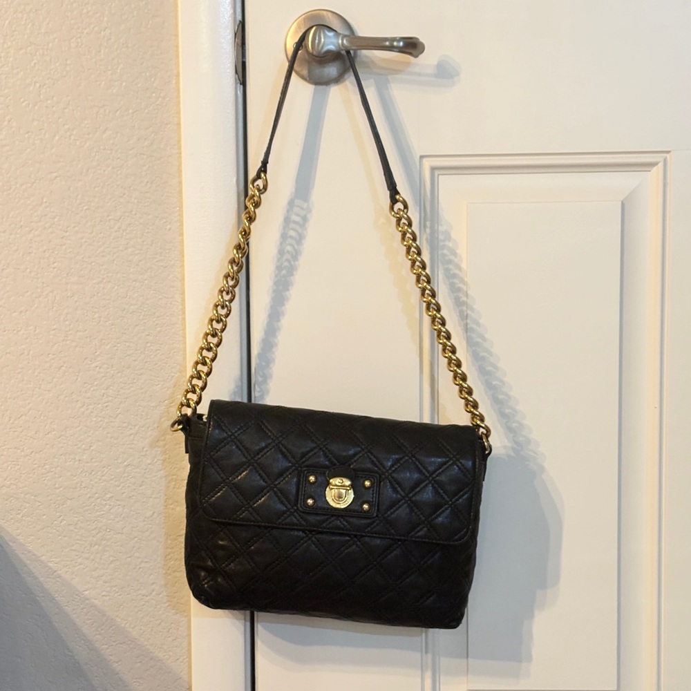 Marc Jacobs Black Quilted Shoulder Bag with Gold Chain - Picture 1 of 16
